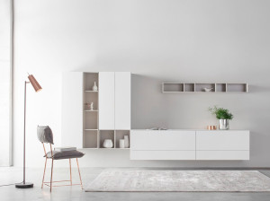 Оборудованная стена установленная с ТВ-стойкой