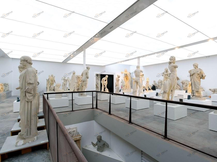 BARRISOL Акустический натяжной потолок из ПВХ с подсветкой для интерьеров sun-id-1485433