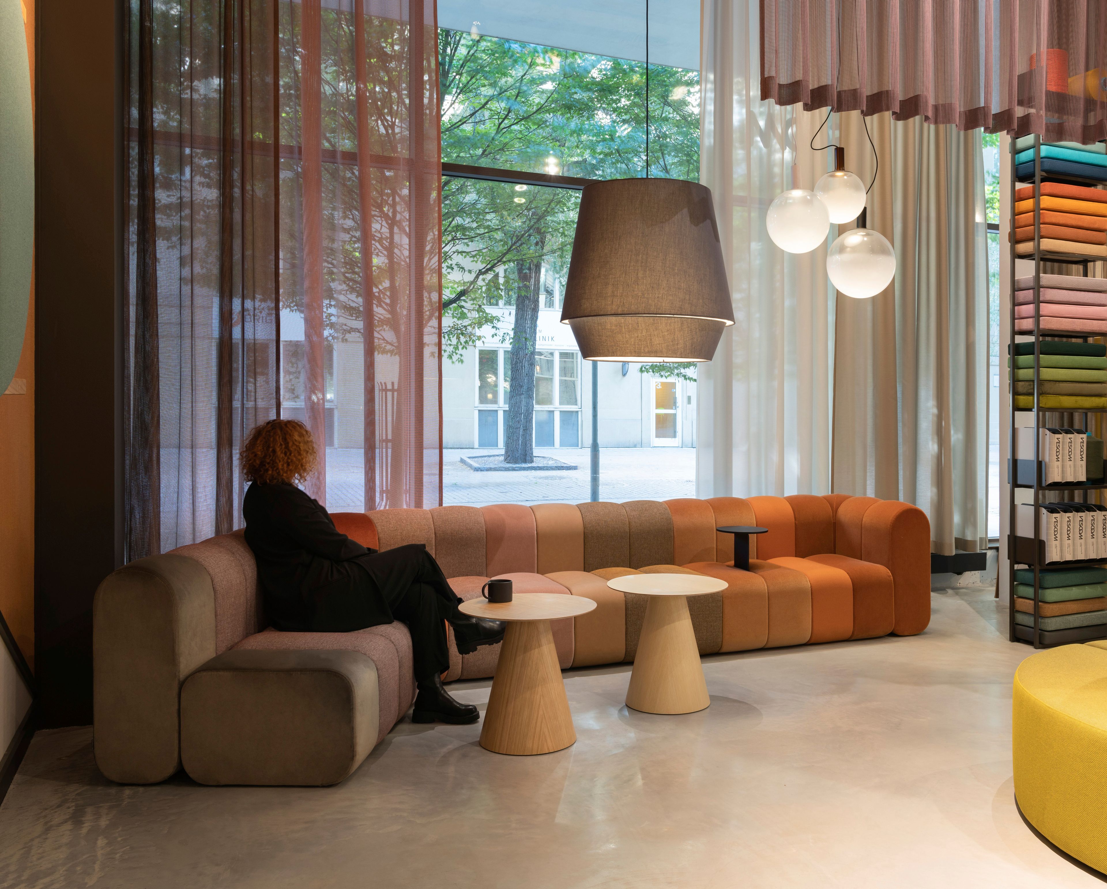 Круглый деревянный журнальный столик Bla Station Джек ARCH-00108364 - Вид №2