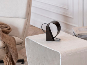 Бронзовая скульптура