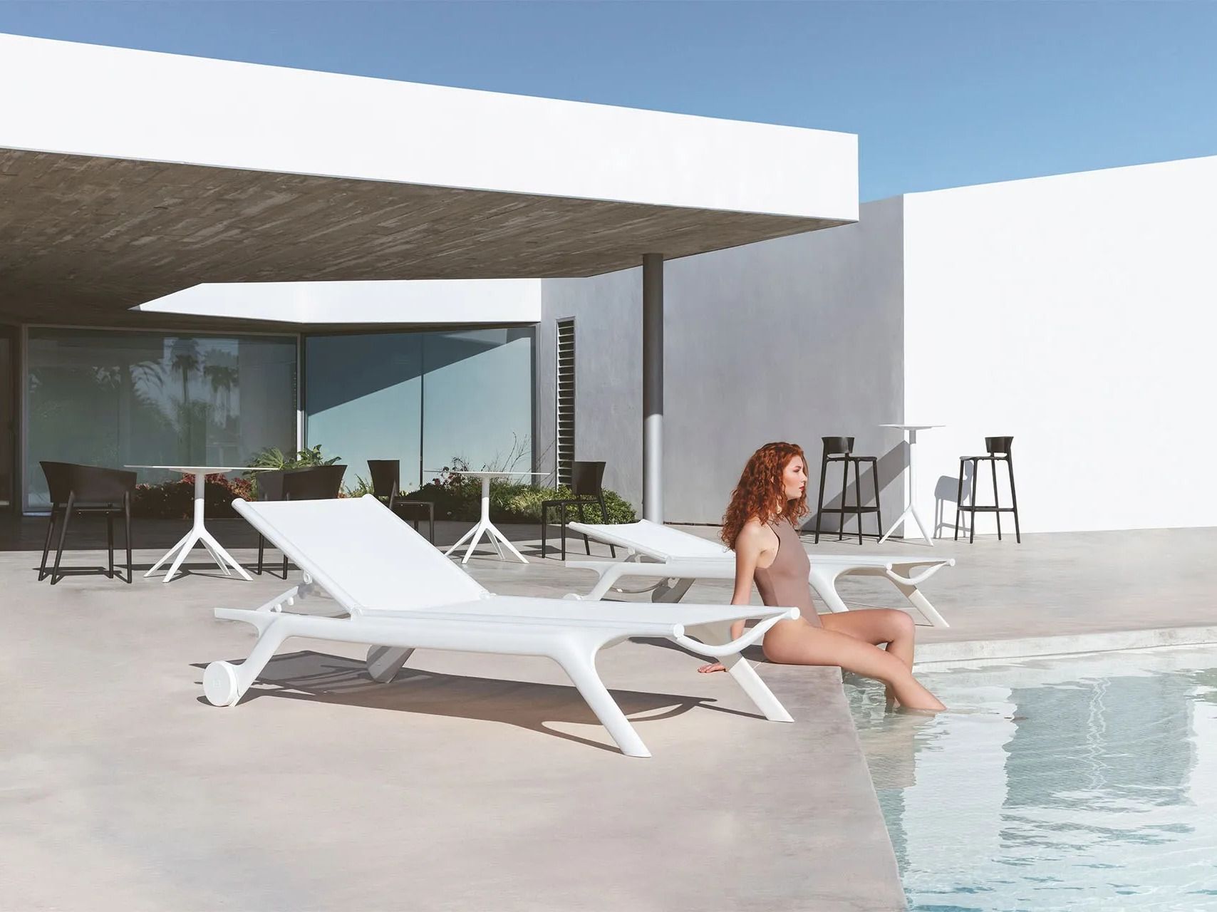 Лежак для сада с колесами Vondom Африка ARCH-00077519 - Вид №5