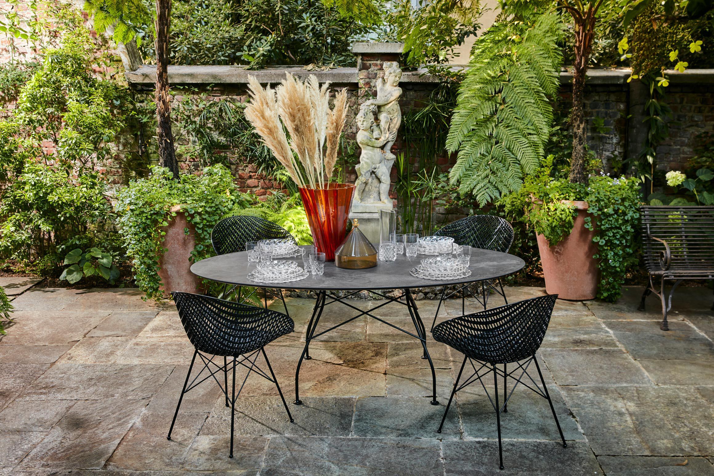 Круглый садовый стол со стальным основанием и столешницей из керамогранита Kartell GLOSSY ARCH-00030876 - Вид №9