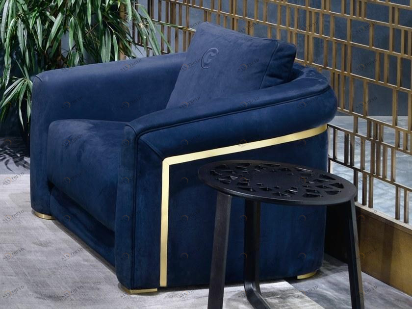 Carpanelli Кресло со съемным чехлом в набуке Desyo Po77