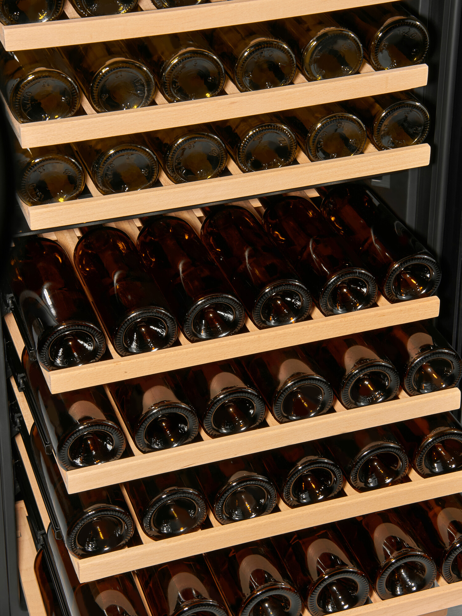 9212105 Винный шкаф Vinosafe VSN99AD черный STDN-0111927 - Вид №18