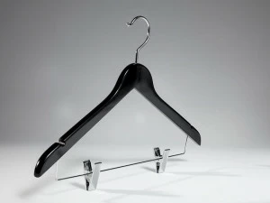 Toscanini Вешалка из бука I basici - black