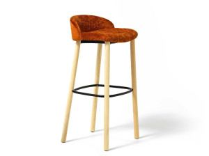 Барный стул с подставкой для ног