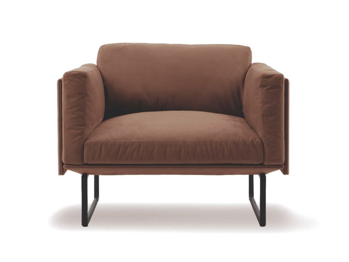 Тканевое кресло с подлокотниками CASSINA 8 ARCH-00047680