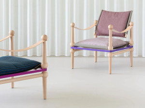 Съемный деревянный стул с подлокотниками