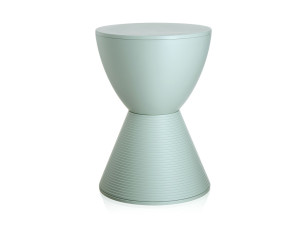 Полипропиленовый стул / журнальный столик