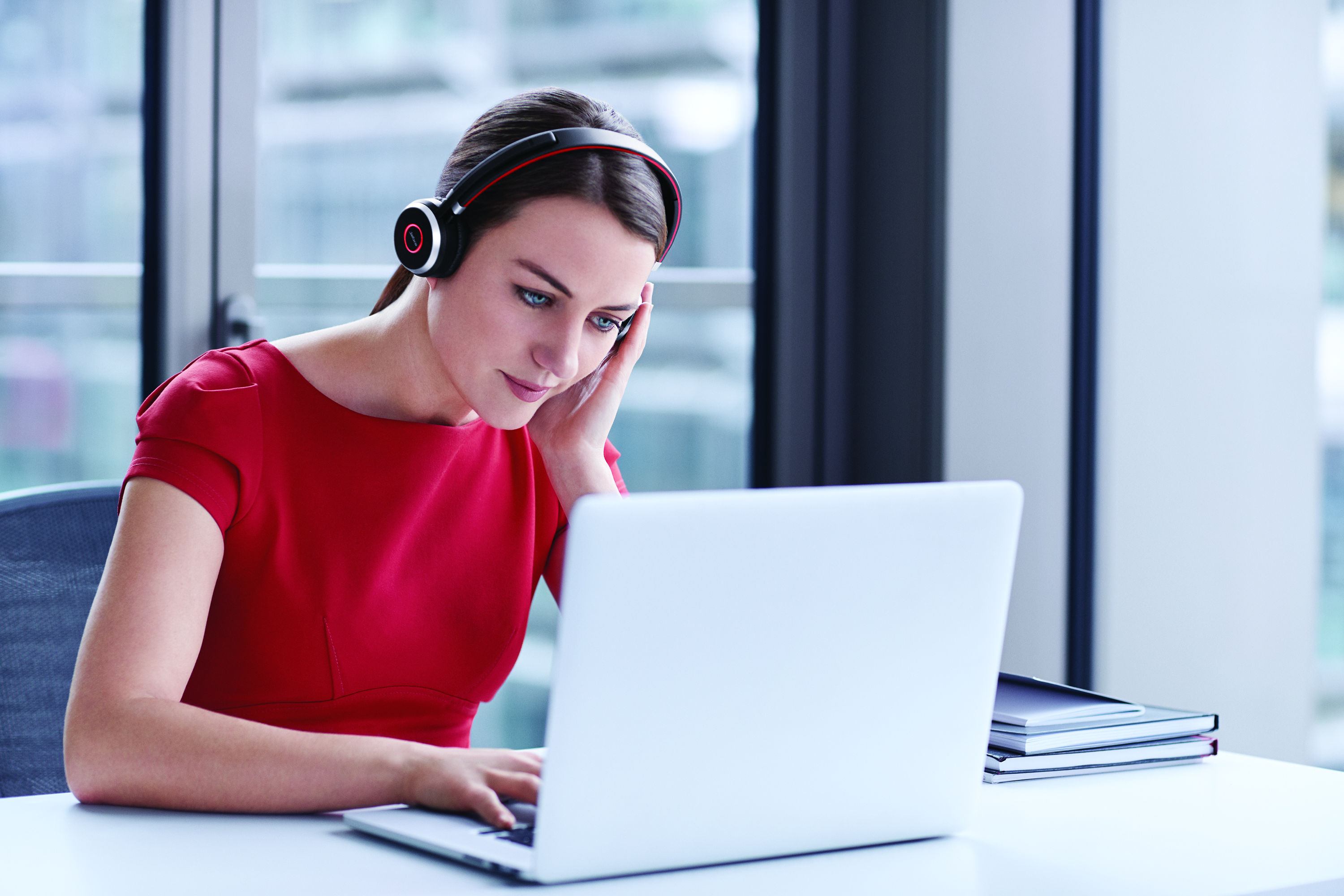 7599-838-199 evolve 75 stereo uc, charging stand & link 370 Jabra Santreyd  - Вид №14