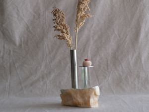 Оникс, нержавеющая сталь и боросиликатное выдувное стекло