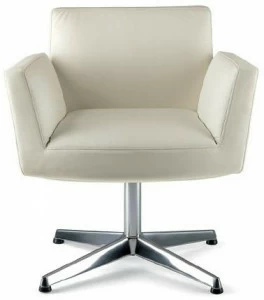 Poltrona Frau Поворотное кожаное кресло с 4-мя спицами и подлокотниками L'ufficio - poltrone ufficio