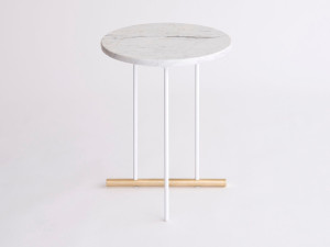 Круглый мраморный журнальный столик