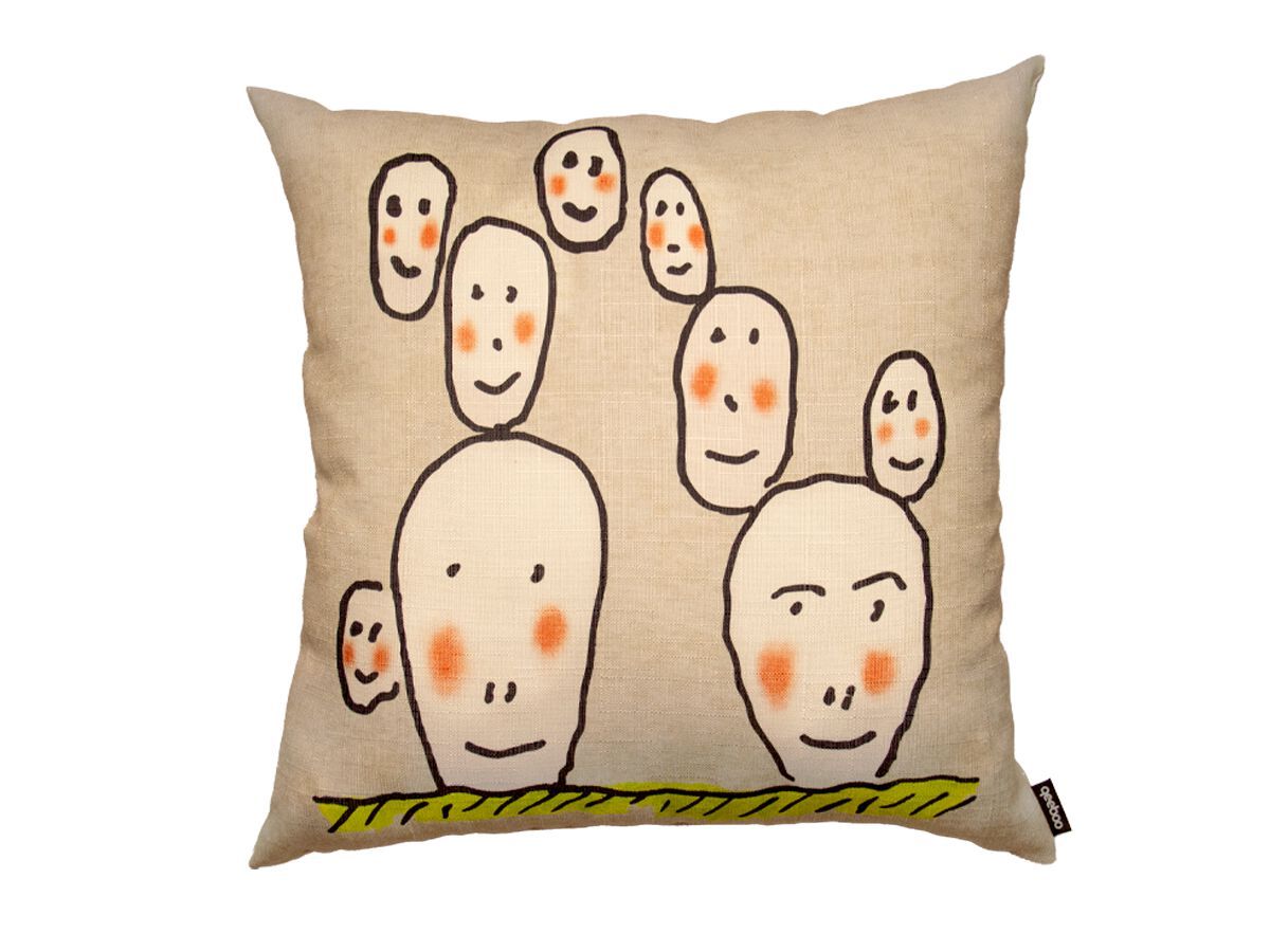 Квадратная подушка из акриловой ткани Qeeboo Generic Tales ARCH-00123769