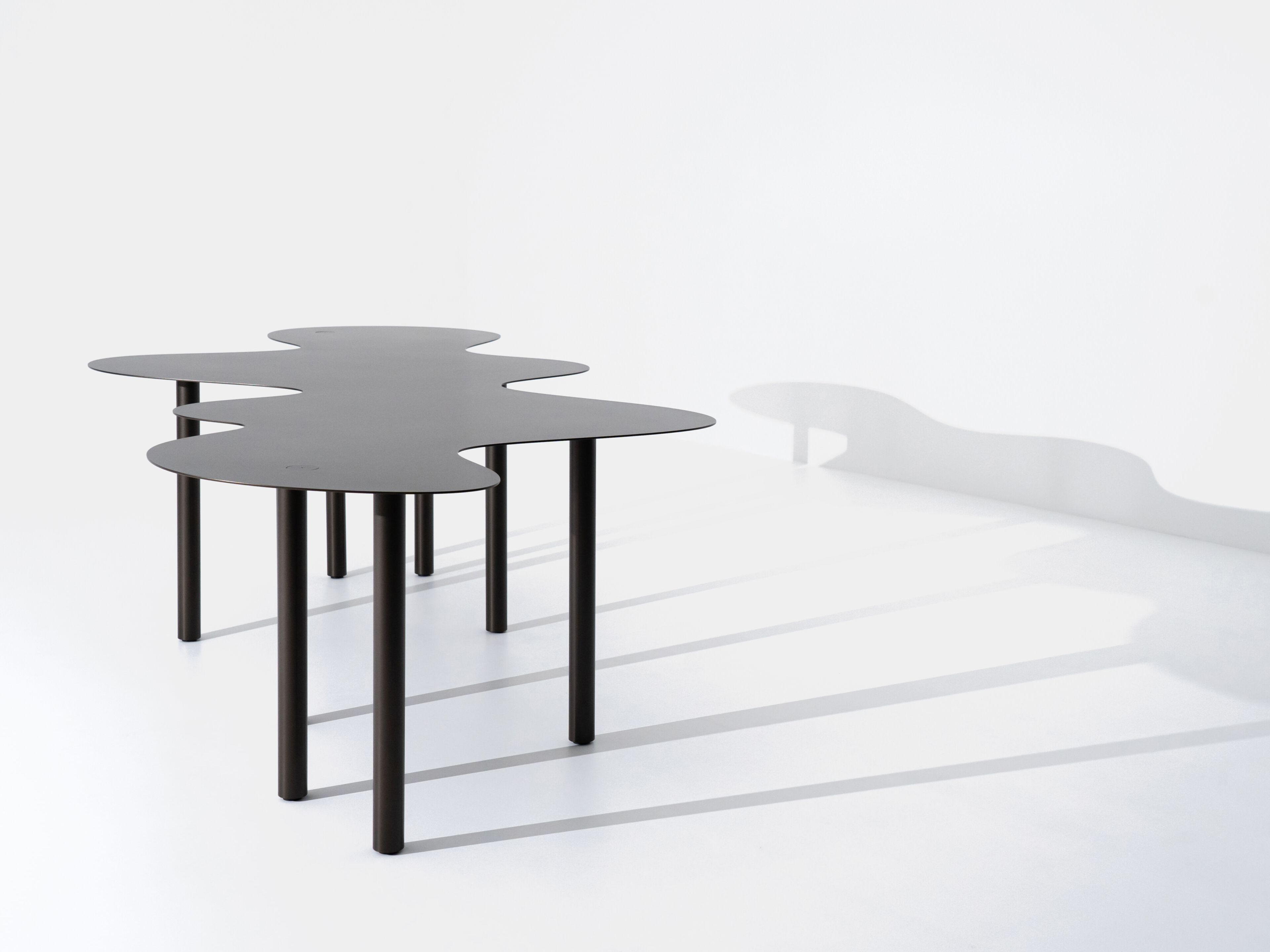 Стальной обеденный стол Officine Tamborrino облако ARCH-00026834