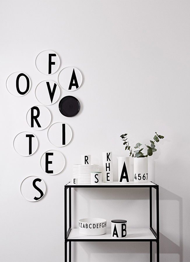 Фарфоровая тарелка Y Design Letters 10201500Y - Вид №1