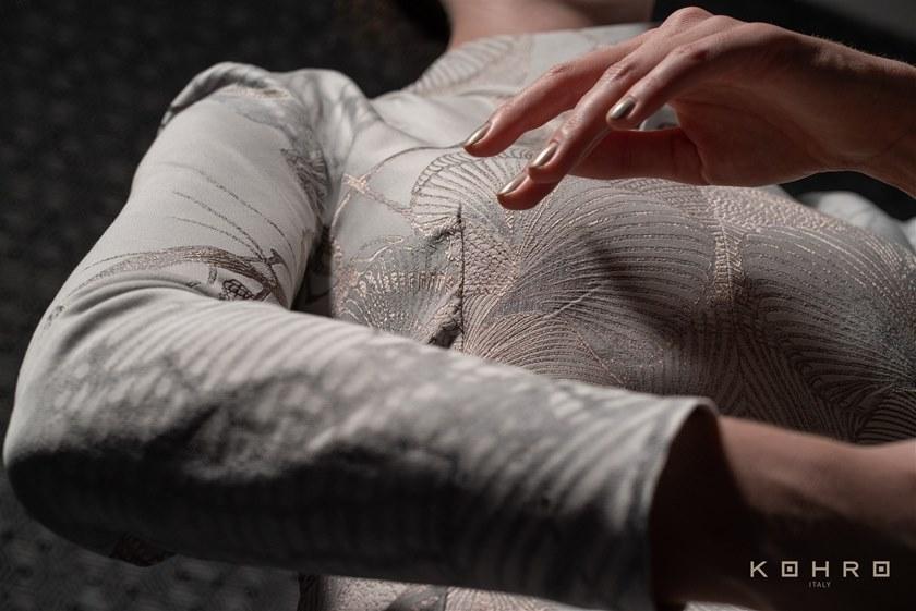 KOHRO Шелковая ткань с графическими мотивами A gong on the river K0006060  - Вид №5