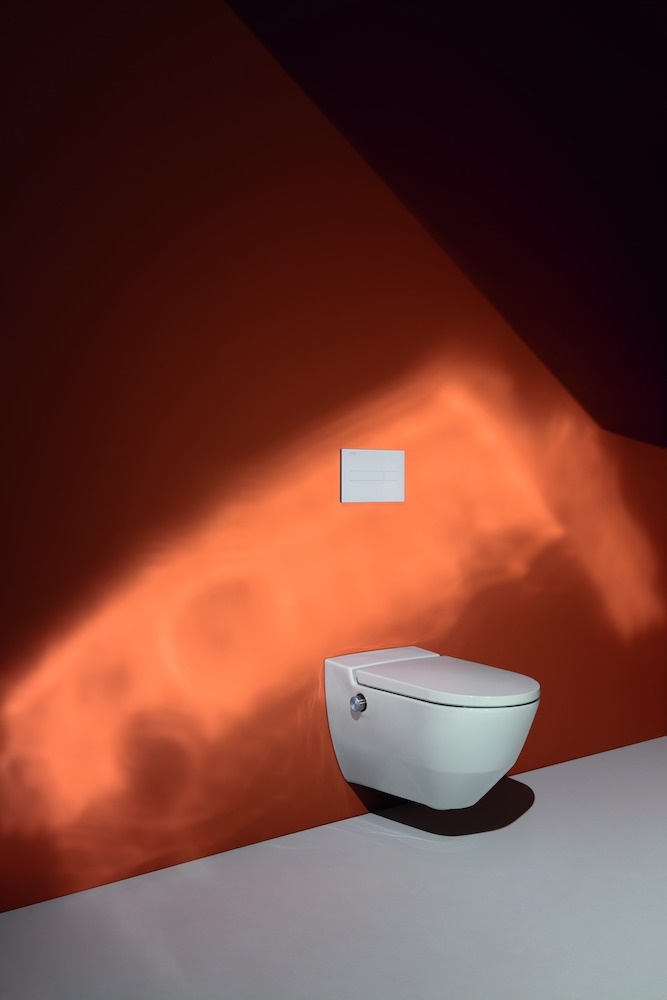 H8206014000001 Подвесной унитаз-биде, безободковый rimless, включает в комплект съемное сиденье с крышкой с механизмом "мягкое закрывание" LAUFEN PRO - Вид №42