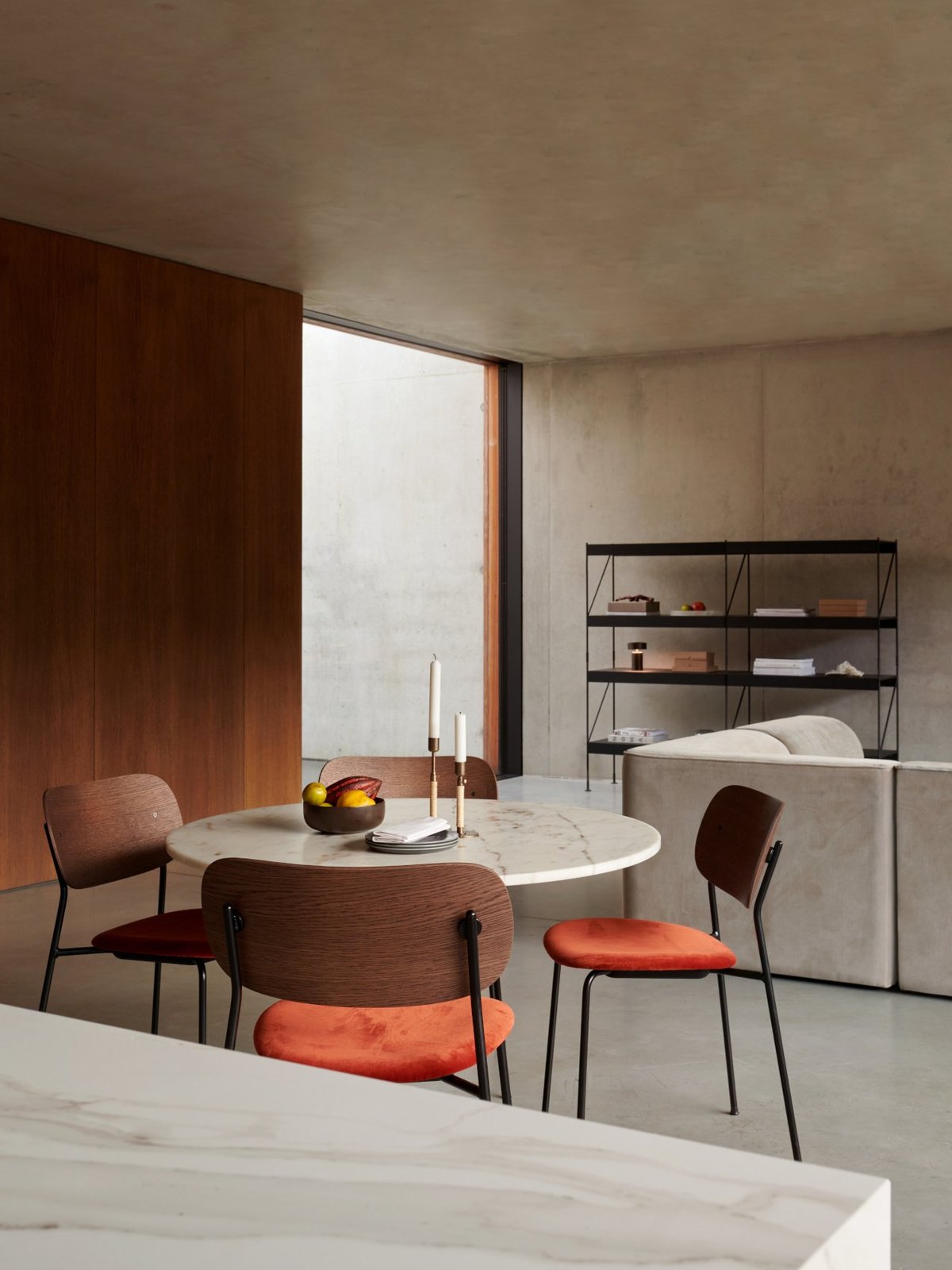 9331149 MENU Стол-колонна Harbour, круглый со звездообразным основанием Прилавок  - Вид №22