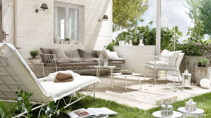 Металлический садовый стул с подлокотниками