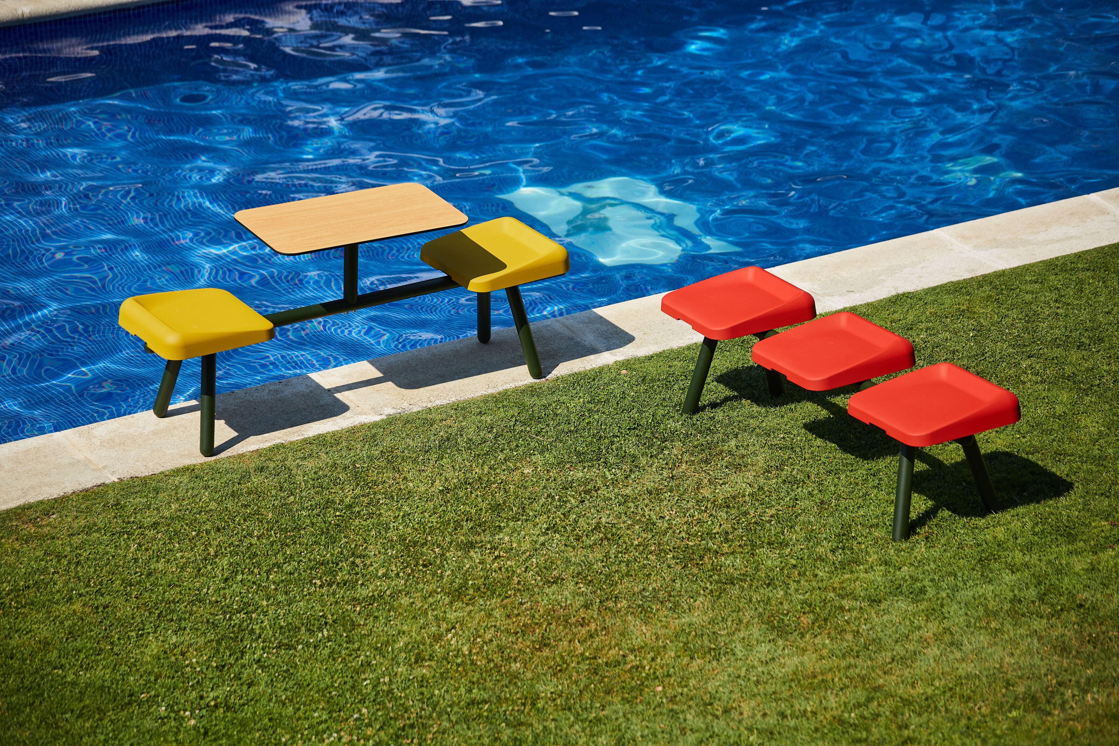 Polyurethane and wood monoblock canteen table with integrated seats Bõln Slim ARCH-00129228 - Вид №16