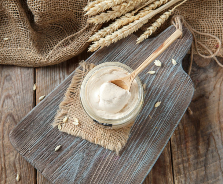 4336 Сметана из топленых сливок 15% Вкусляндия  - Вид №1