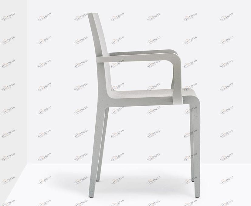 Pedrali Стул из массива дерева с подлокотниками Young 425