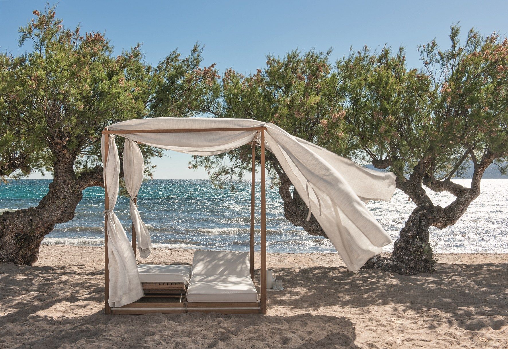 Садовая кровать из тикового дерева с балдахином Ethimo сущность ARCH-00078293 - Вид №2