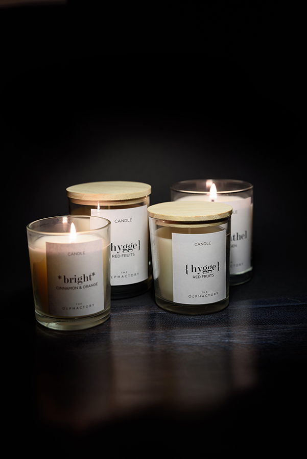 Свеча ароматическая HYGGE - Красные Фрукты, 40 ч Ambientair VV402RRTO - Вид №1