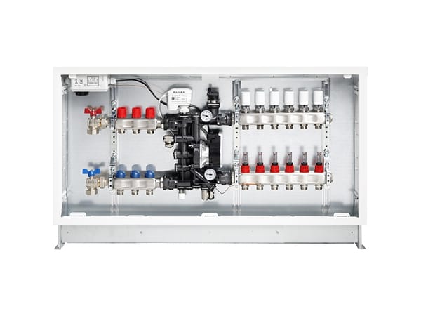 Предварительно собранные смесительные узлы для лучистых установок EMMETI коллекторы, кассеты и смесительные агрегаты ARCH-00151716 - Вид №1
