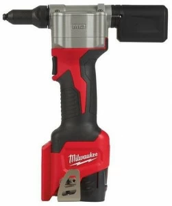 MILWAUKEE Компактный клепальный инструмент