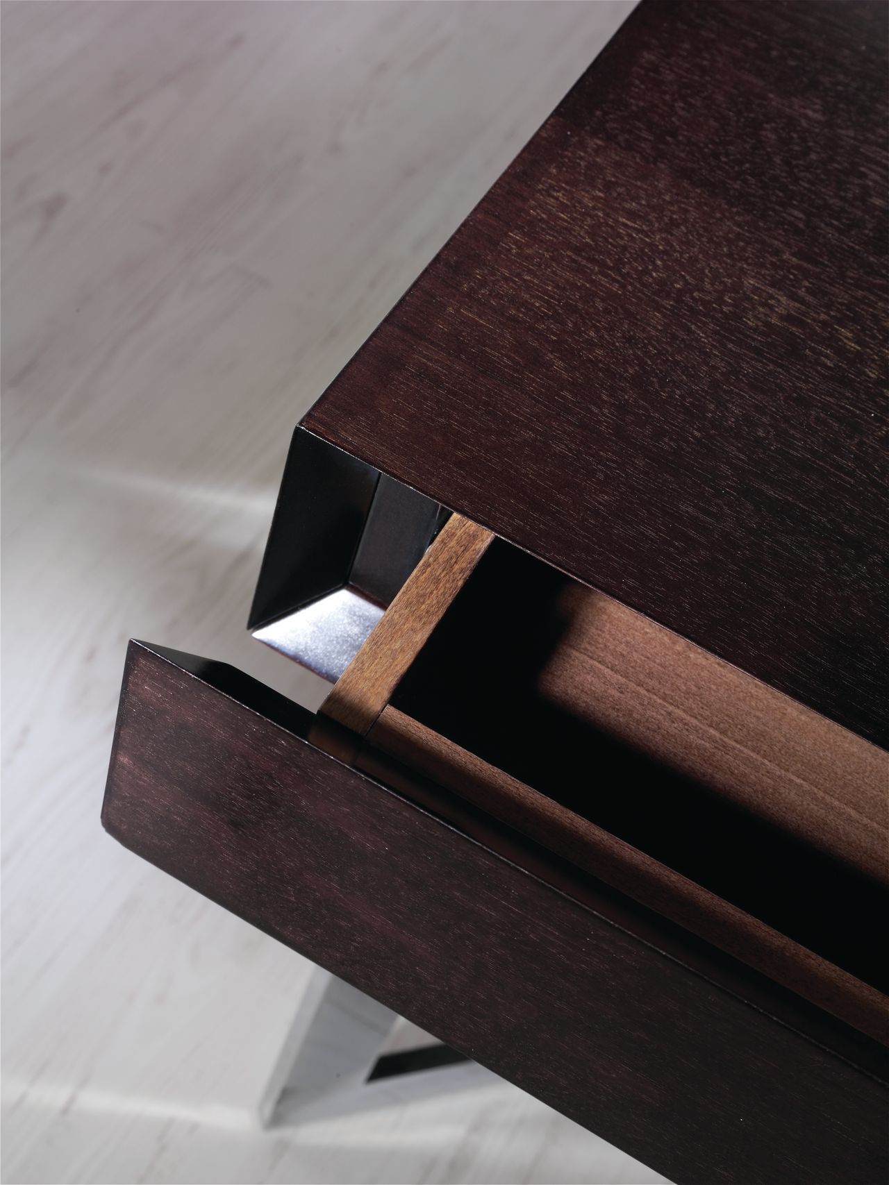 Высокий квадратный деревянный журнальный столик Hurtado Evolution ARCH-00107627 - Вид №3