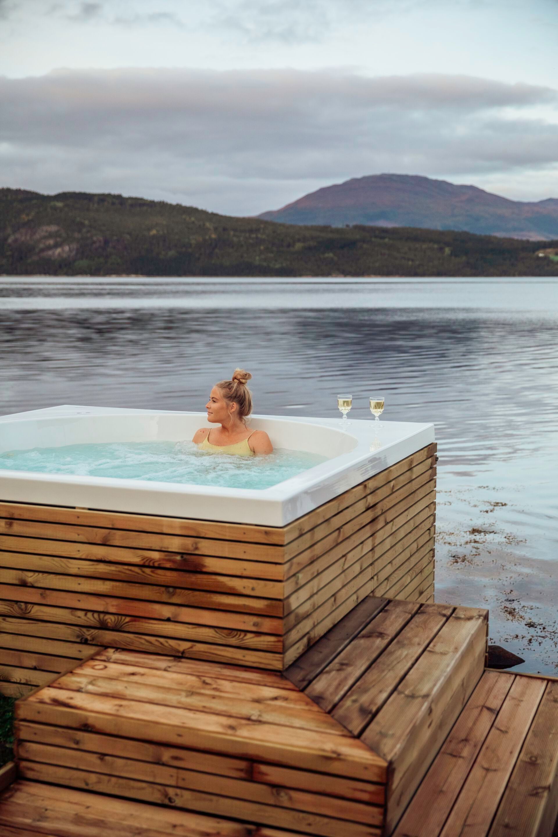 Открытый джакузи акриловые мини-бассейн Drop VUOLLE ARCH-00027102 - Вид №3