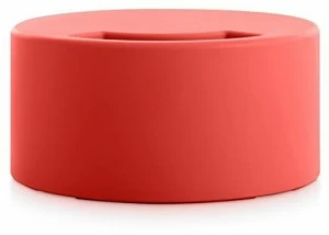 Diabla Круглый садовый столик из полиэтилена Lipstick