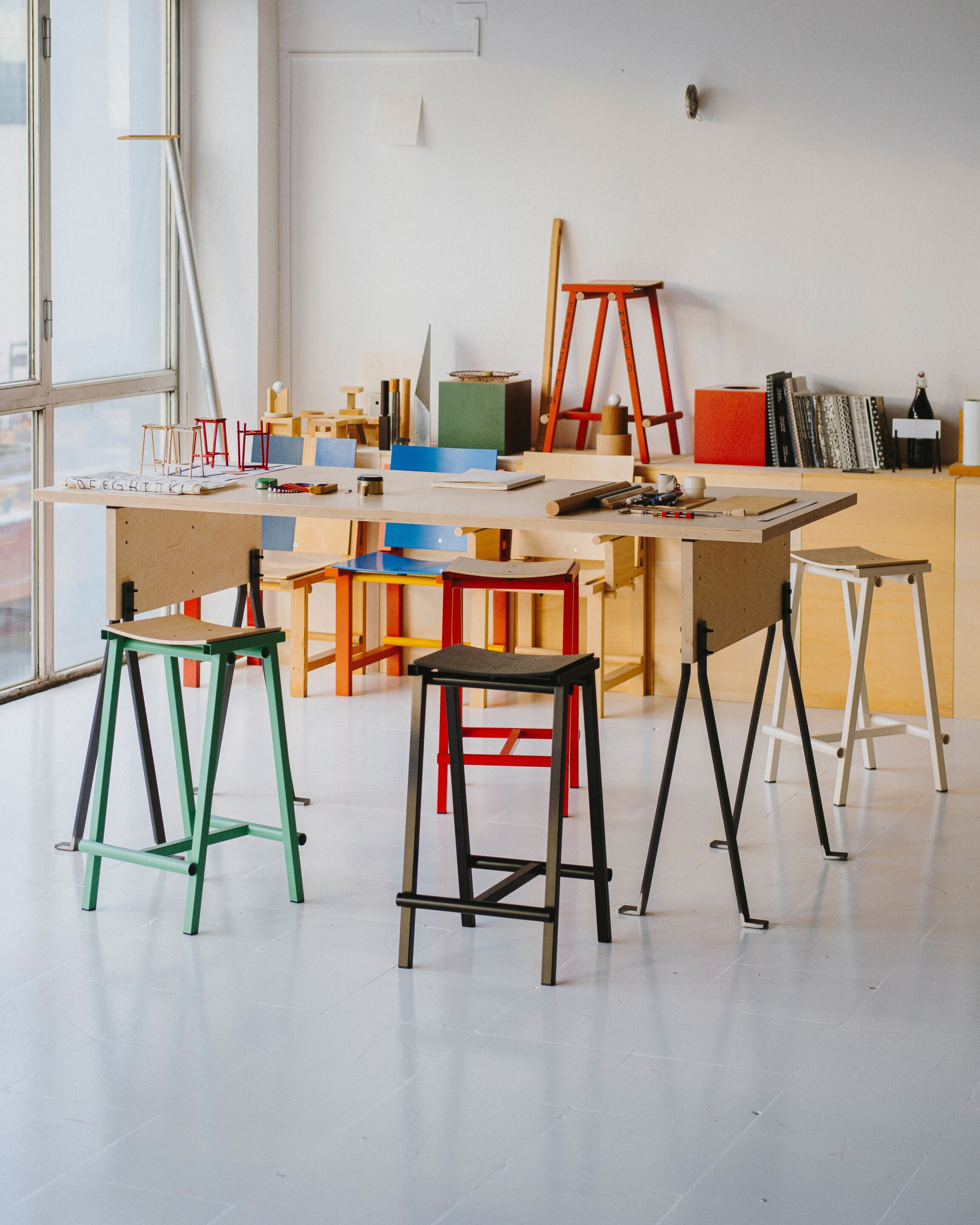 Барный стул с подставкой для ног Hay TABURETE 8 ARCH-00029317 - Вид №26