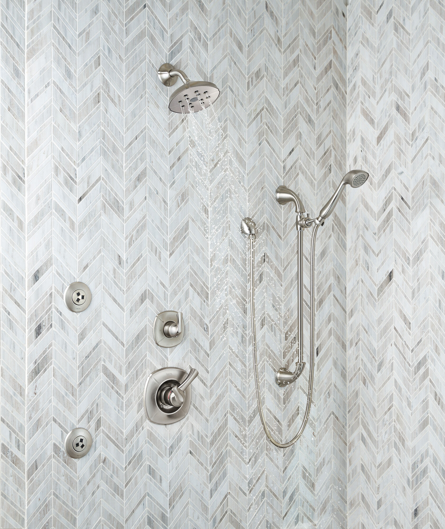 Спрей для тела HydraChoice® - бодрящая насадка H2Okinetic® Delta Faucet SH5002-SS - Вид №1