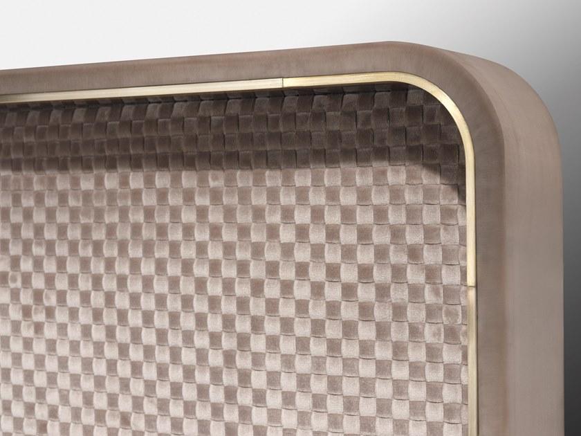 Visionnaire Кровать из мягкой ткани с тафтинговым изголовьем sun-id-1469611 - Вид №3