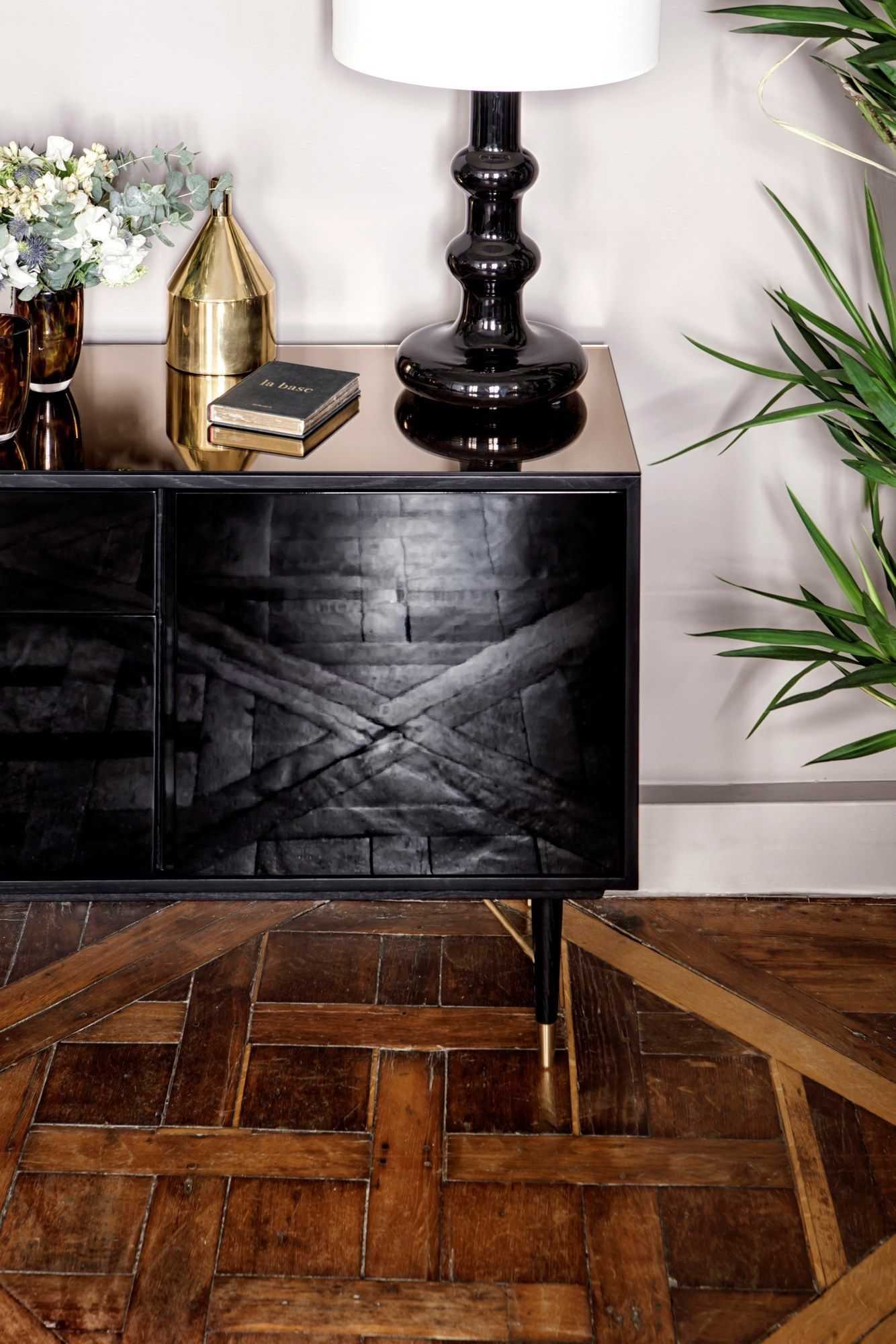 Деревянный шкаф с распашными дверями In Stock Red Edition ARCH-00143405 - Вид №3