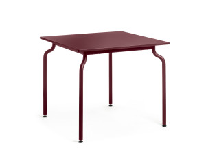 Стальной квадратный стол