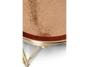 Круглый журнальный столик из стекла и латуни