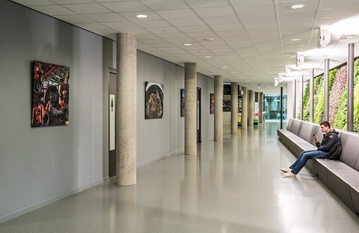 Алюминиевая потолочная витрина STUDIO T Teknoline ARCH-00065749 - Вид №7