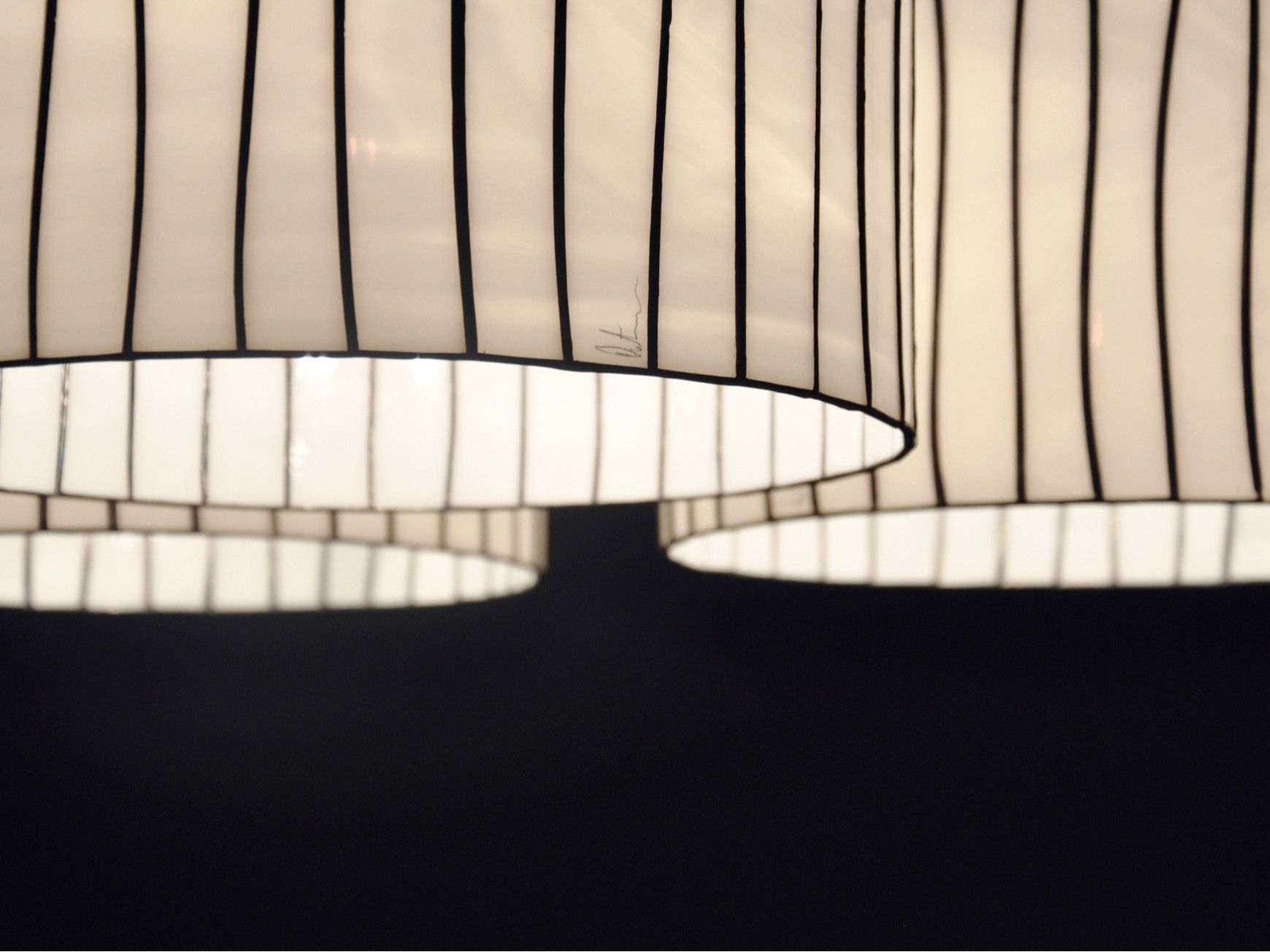 Стеклянный светодиодный подвесной светильник A-Emotional Light Curvas ARCH-00041919 - Вид №5