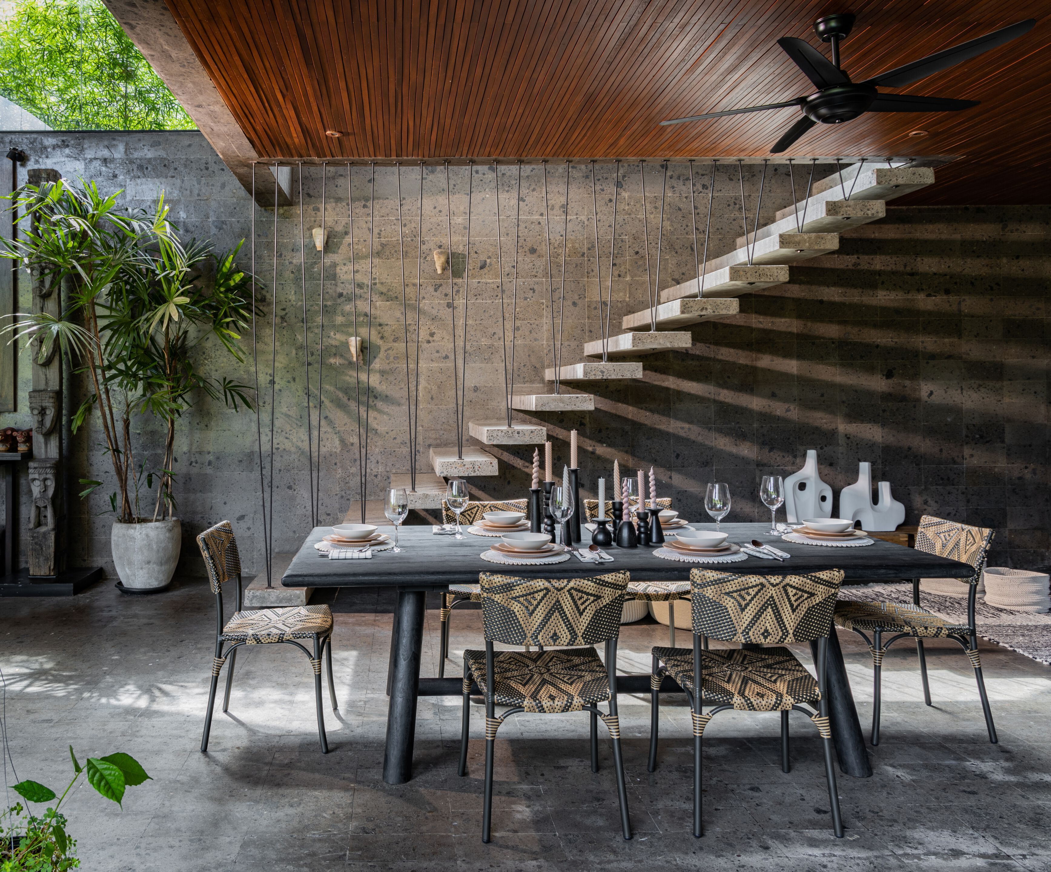 Прямоугольный садовый стол из тикового дерева cbdesign Убуд ARCH-00120278 - Вид №1