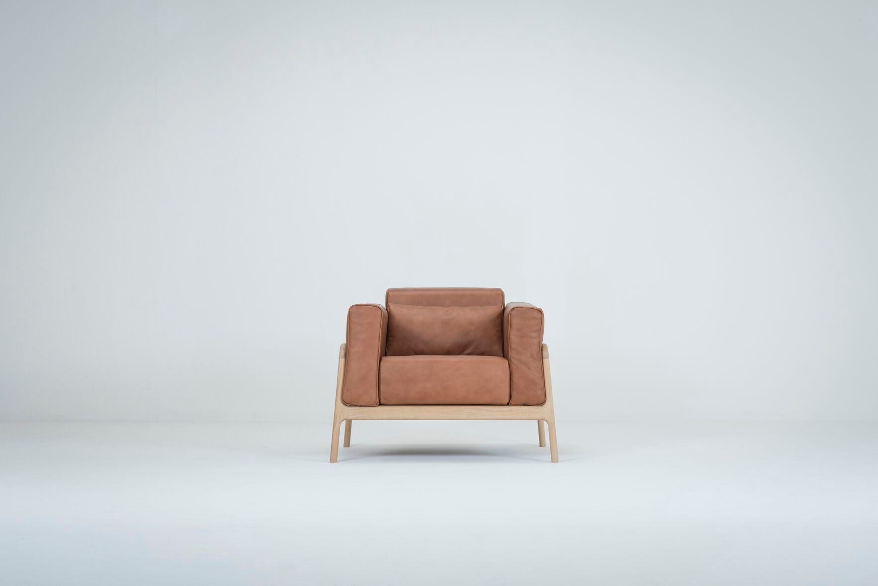 Кожаное кресло с подлокотниками Gazzda Фавн ARCH-00005546 - Вид №2