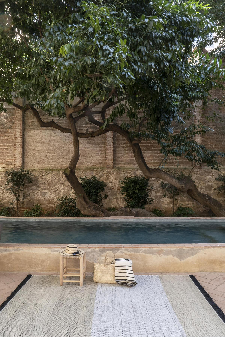 085210 Уличный ковер Stripes Black Nanimarquina Tres Santreyd - Вид №1