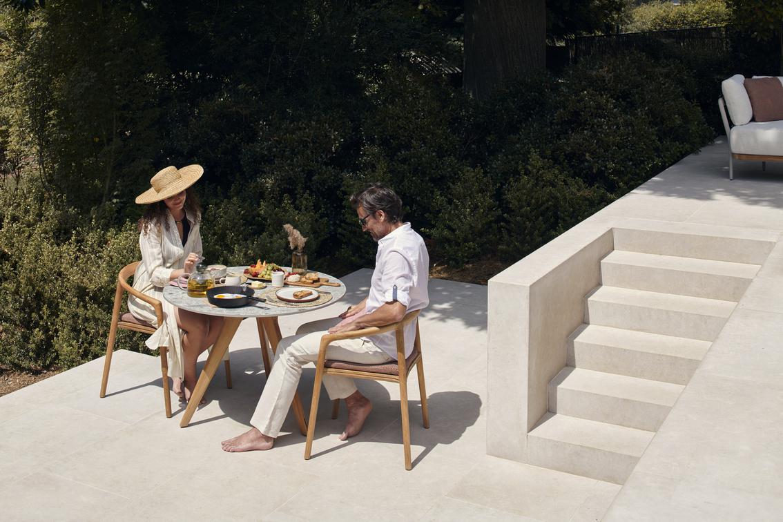 MNST974 Обеденный стол teak ⌀148см Manutti Torsa - Вид №8