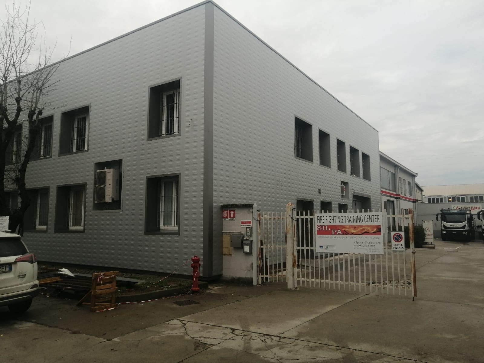 Изолированная металлическая панель для фасада ELCOM SYSTEM ТЕРМОПАРЕТЫ® ARCH-00151976 - Вид №25