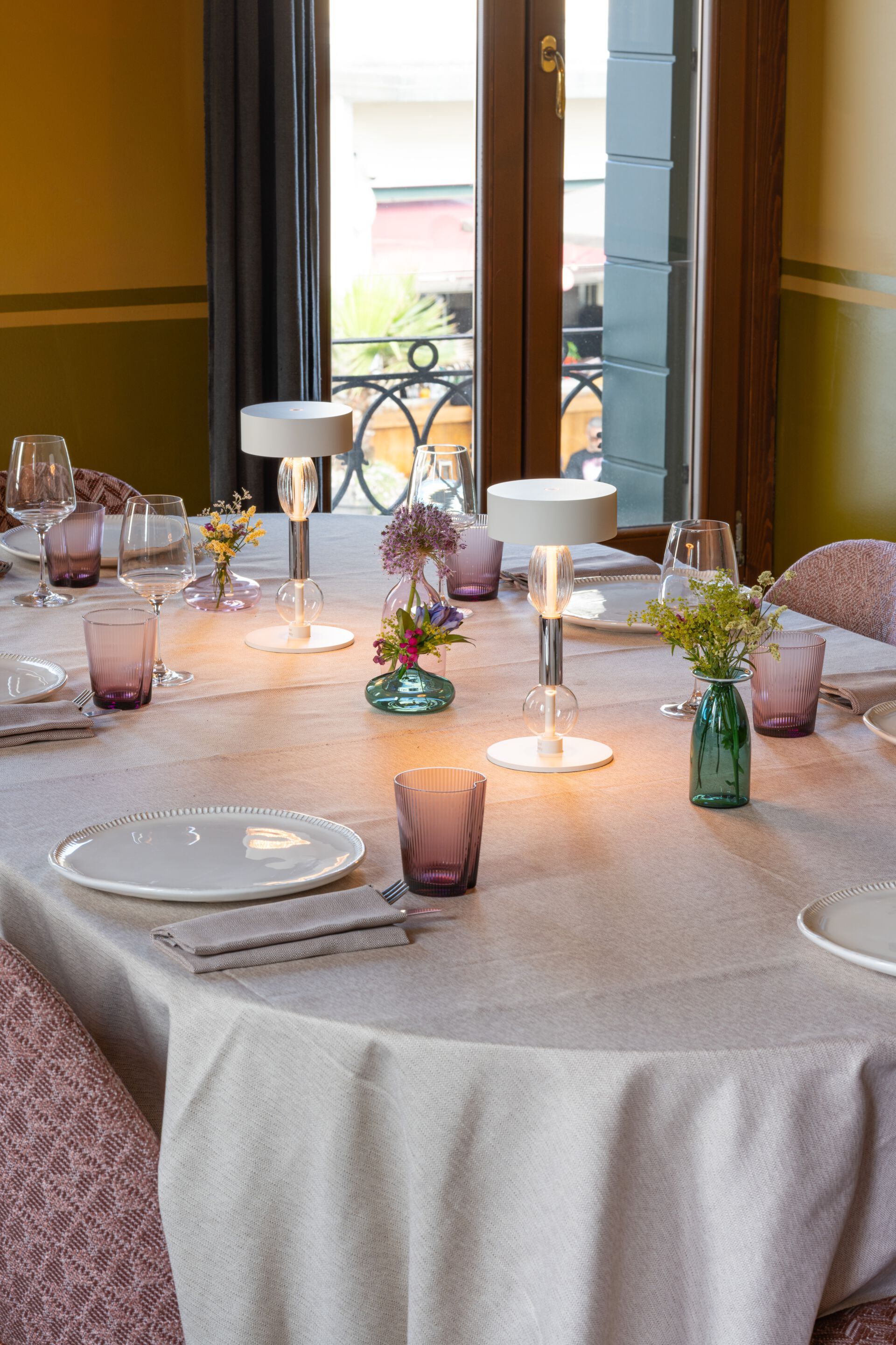 Алюминиевая аккумуляторная батарея настольная лампа Zafferano ROYAL FAMILY WI-FI ARCH-00037954 - Вид №10