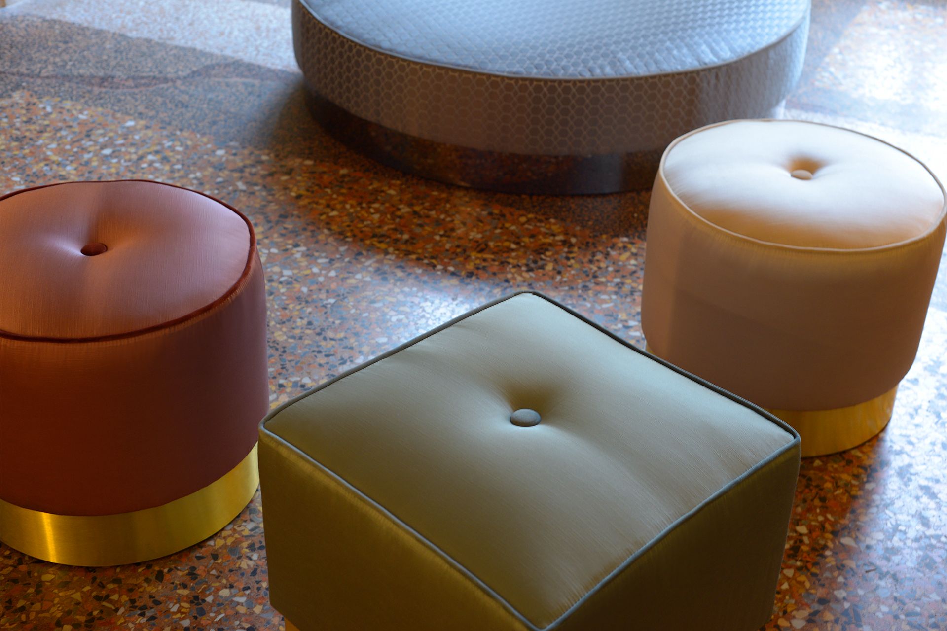 Круглый пуф из ткани Domingo Salotti Eos ARCH-00117334 - Вид №3