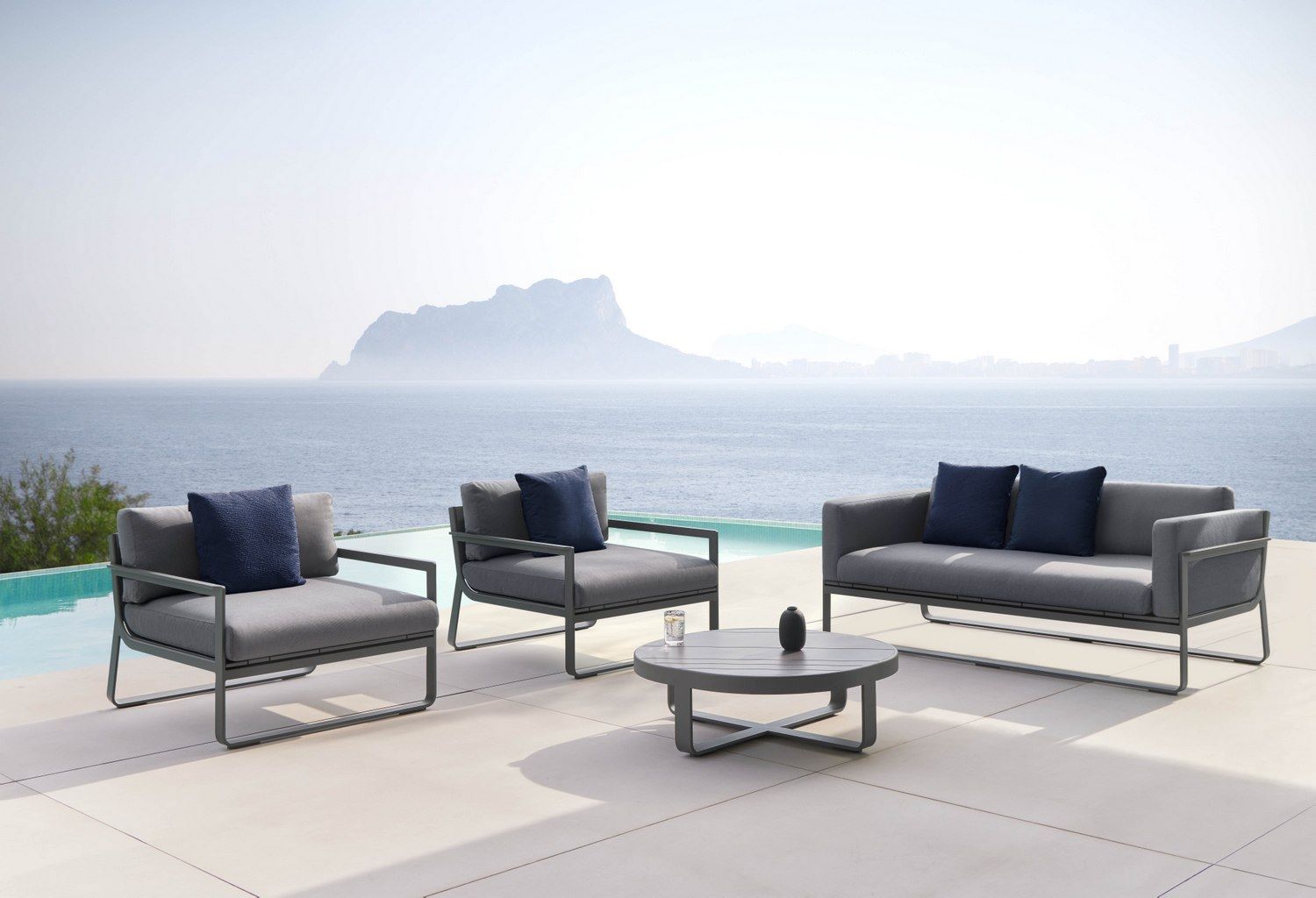 Круглый садовый столик из алюминия с термокрытием GANDIABLASCO ARCH-00025383 - Вид №2